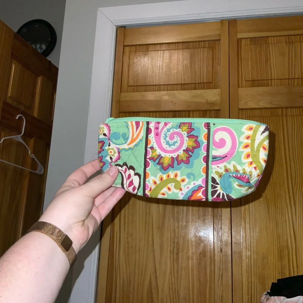 Vera Bradley pencil/makeup pouch - Picture 2 of 3